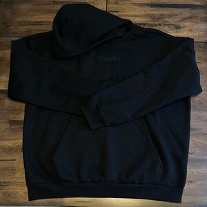Black COMFRT Oversized Signature Fit Hoodie